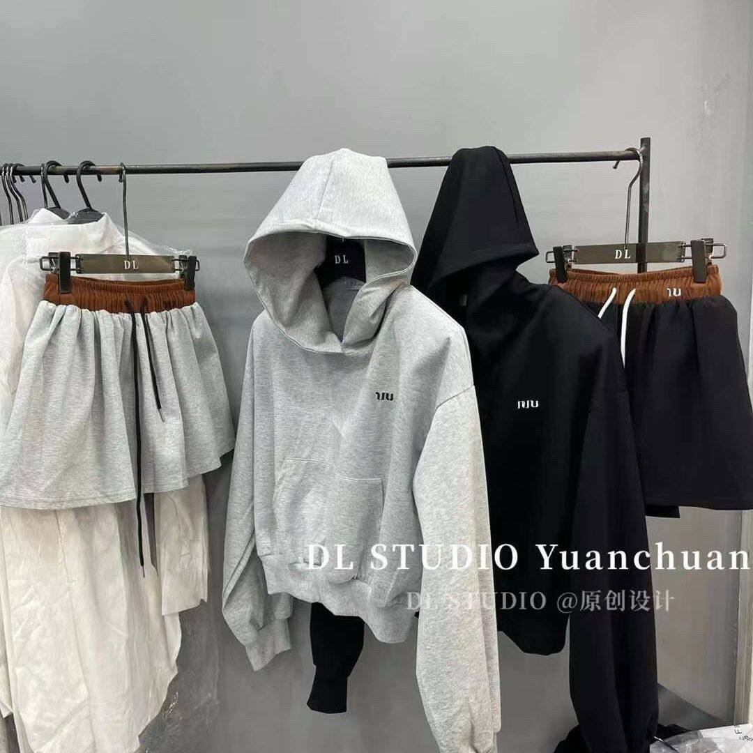 休闲运动风套装女春秋冬新款miu系连帽卫衣高腰显瘦半身裙两件套