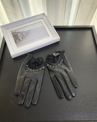 开车半掌薄款羊皮手套