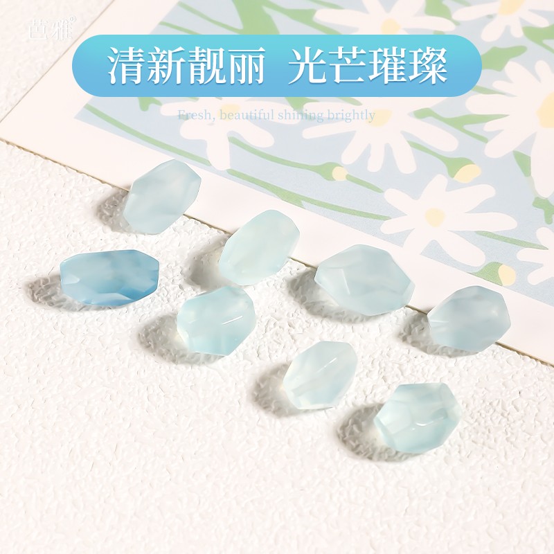 2025天然蓝水晶随形散珠随型海蓝宝冰透切面珠不规则diy手链手串