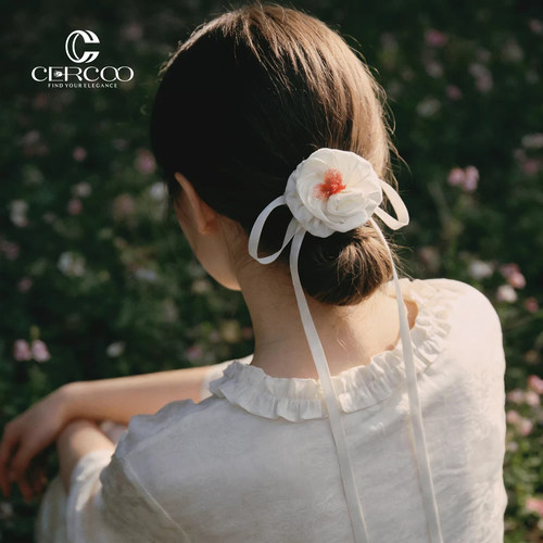 Mo&Cercoo/奢蔻花间序花朵刘海夹