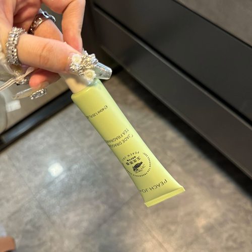 青茶青茉莉▲玉龙茶香香氛护手霜