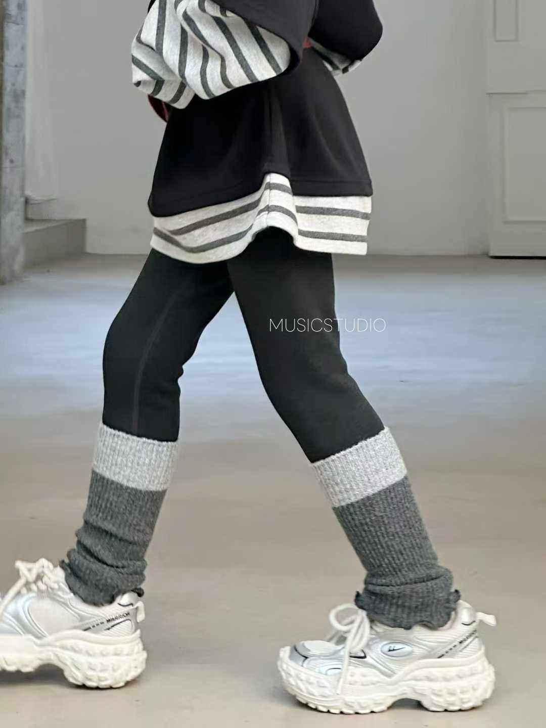 木莎2025冬新款61233可拆卸袜套加绒打底裤中大童女童可亲子