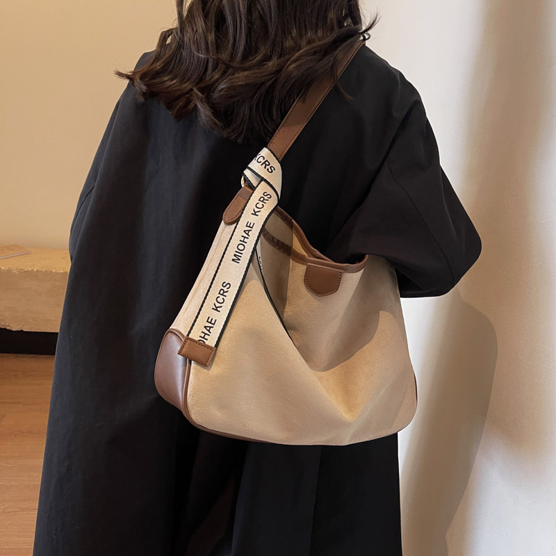 高级感复古单肩腋下包大容量2025新款秋冬时尚斜挎包通勤小众设计