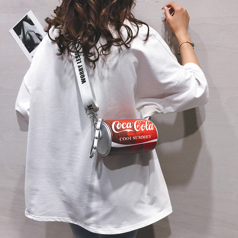 2026新款潮爆款网红时尚个性易拉罐宽肩带单肩包可乐瓶百搭斜挎包