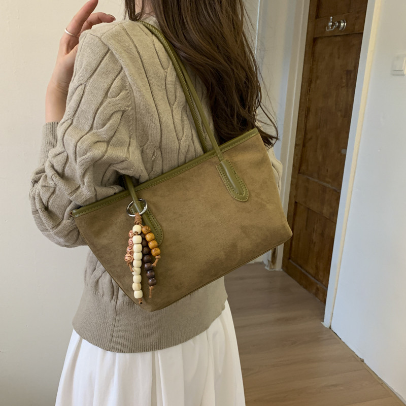 高级感复古通勤大容量托特包包女2025新款秋冬超火时尚休闲单肩包