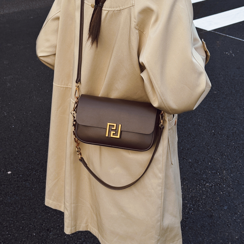 轻奢小众高级感复古小方包斜挎包