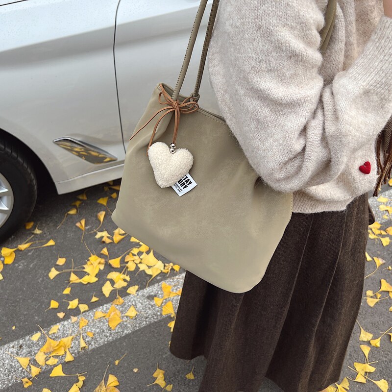 高级感小众设计大容量单肩包2025新款秋冬超火时尚手提通勤托特包