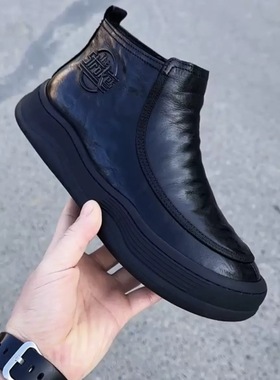 厂家直供加绒休闲板鞋新款高帮男士黑色透气韩版休闲男皮鞋
