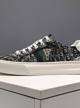 透气牛仔布板鞋男款潮流百搭鞋子欧洲站男鞋男士轻奢一脚蹬懒人鞋