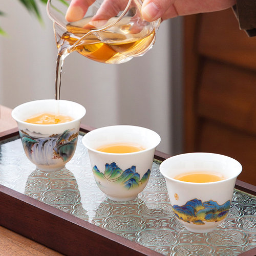 中式山水白瓷功夫茶杯