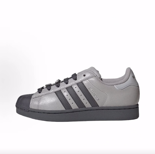 adidas originals Superstar 2  板鞋 女款