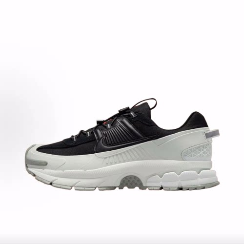 Nike ZOOM VOMERO ROAM 低帮跑步鞋 男款
