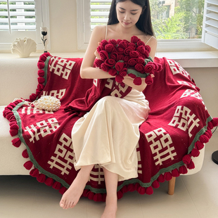成品红双囍玫瑰花束毯子结婚订婚毛毯披肩盖毯陪嫁婚庆鲜花毯现货