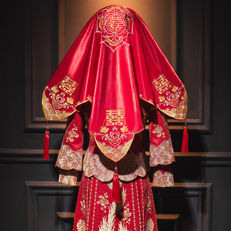 红盖头新娘结婚头纱中式秀禾服复古红色绣花缎面流苏蒙头刺绣喜帕