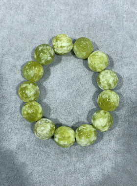 新岫玉焦糖琥珀光！天然岫玉核桃手串，盘出春日氛围感滤老玉手串