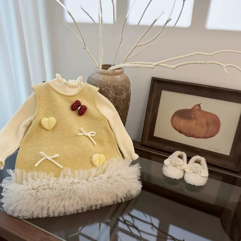 女童连衣裙秋冬蝴蝶结甜美可爱爱心背心裙+针织背心千金风拜年服