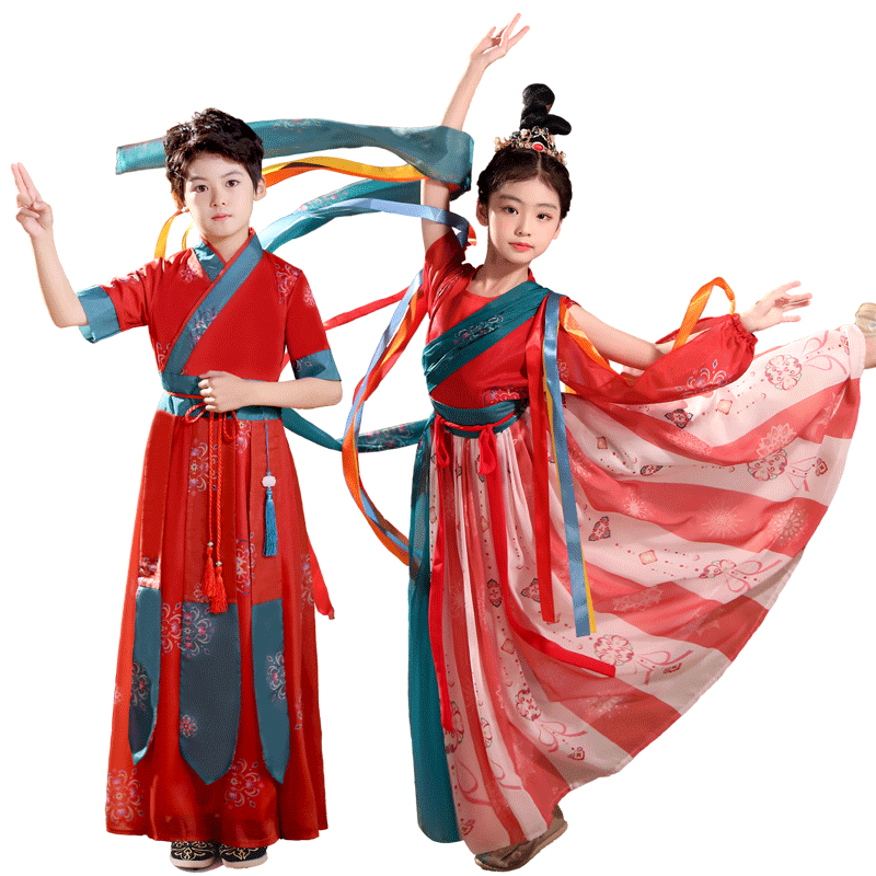 可爱标记儿童演出服中国风