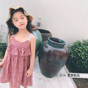 韩版女童吊带树叶花纹气质木耳边连衣裙转行