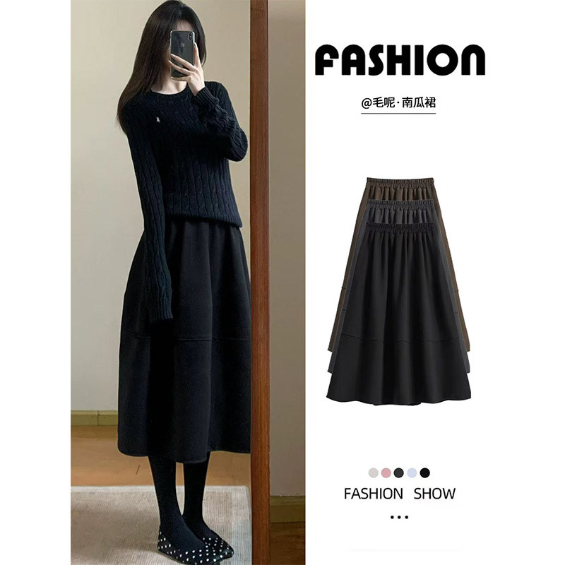 黑色毛呢南瓜半身裙女秋冬2026新款高腰显瘦a字中长款加厚花苞裙