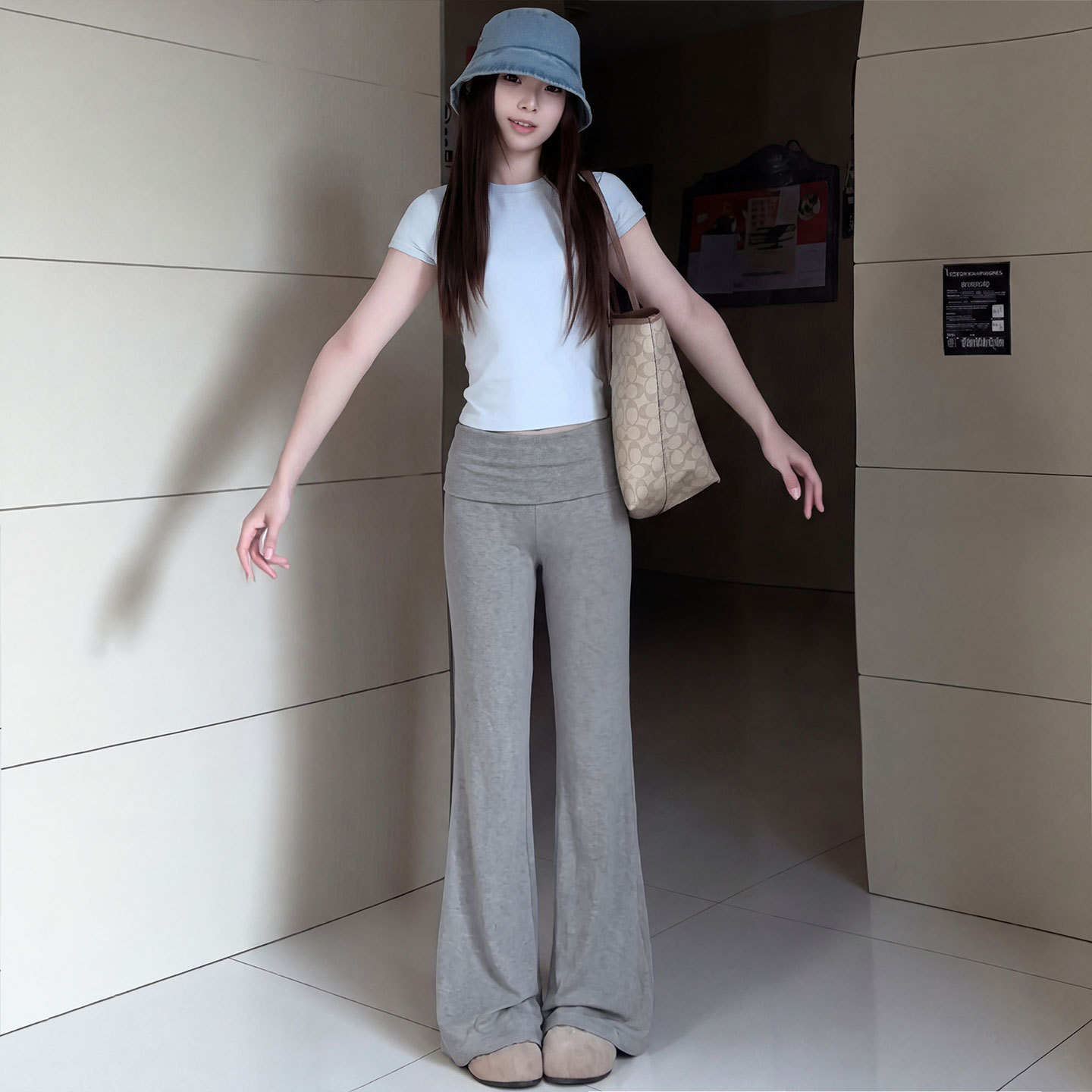 灰色微喇瑜伽运动裤女2026新款秋季莫代尔翻腰卫裤休闲垂感喇叭裤
