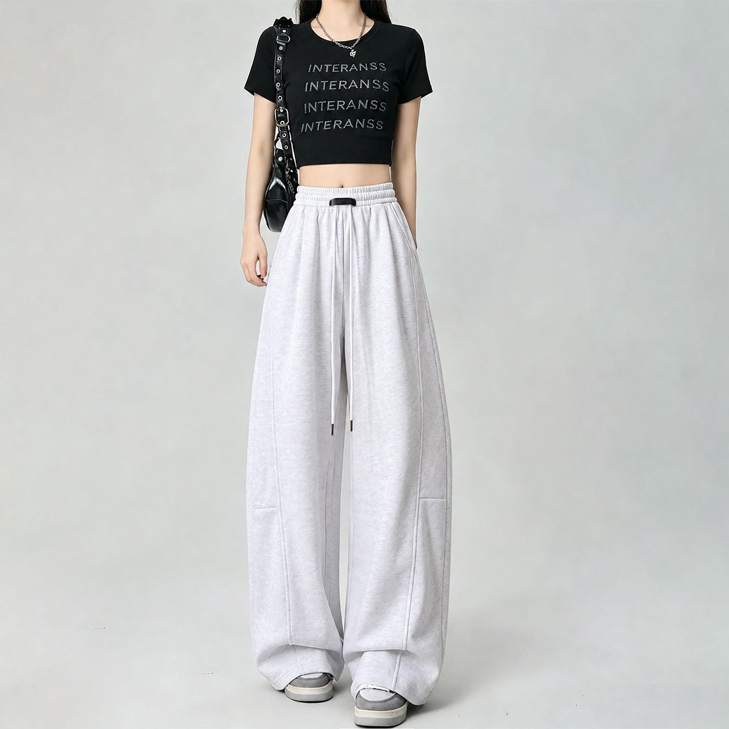 灰色美式运动阔腿裤女秋季2026新款防晒休闲裤胖mm大码宽松弯刀裤