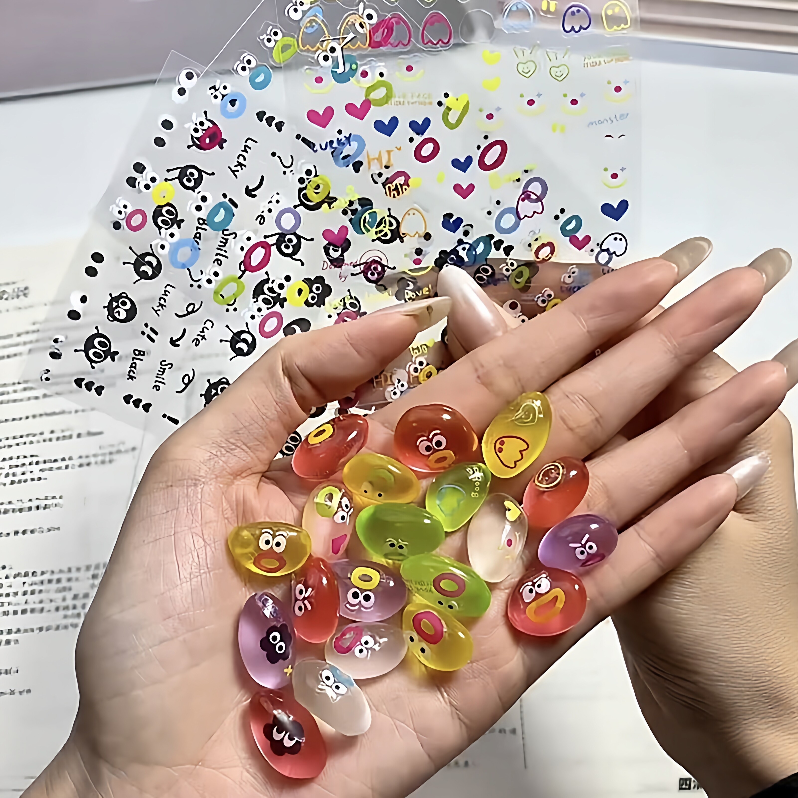 宠物石头夜光树脂diy宠物萌粒小石头可爱解压彩色海玻璃创意礼物