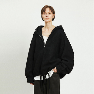 Carolingian随性松弛!澳洲羊毛圈圈宽松廓形连帽羊毛大衣外套