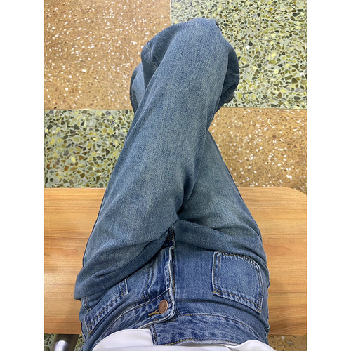 脉朵牛仔二号店