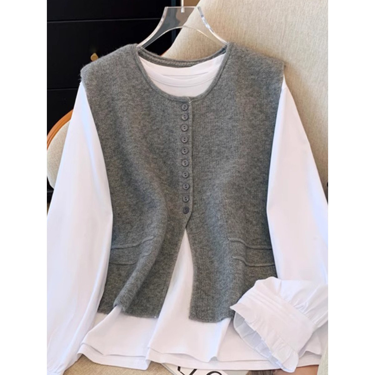 香港潮牌官网图圆领纯色针织马甲背心女2025年早春新款时尚百搭针,女装/女士精品,羊绒衫,淘宝优惠券,粉丝福利购,淘宝优惠卷