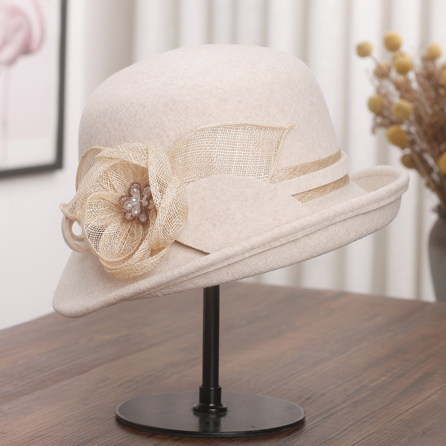 香港潮牌法式麻纱花朵礼帽子女秋冬羊毛呢时尚短檐卷边盆帽气质优,服饰配件/皮带/帽子/围巾,帽子,淘宝优惠券,粉丝福利购,淘宝优惠卷