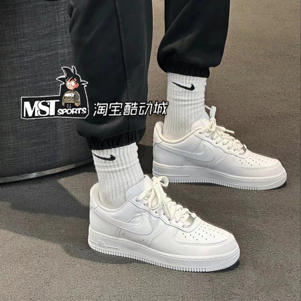 耐克NIKE纯白空军一号运动板鞋