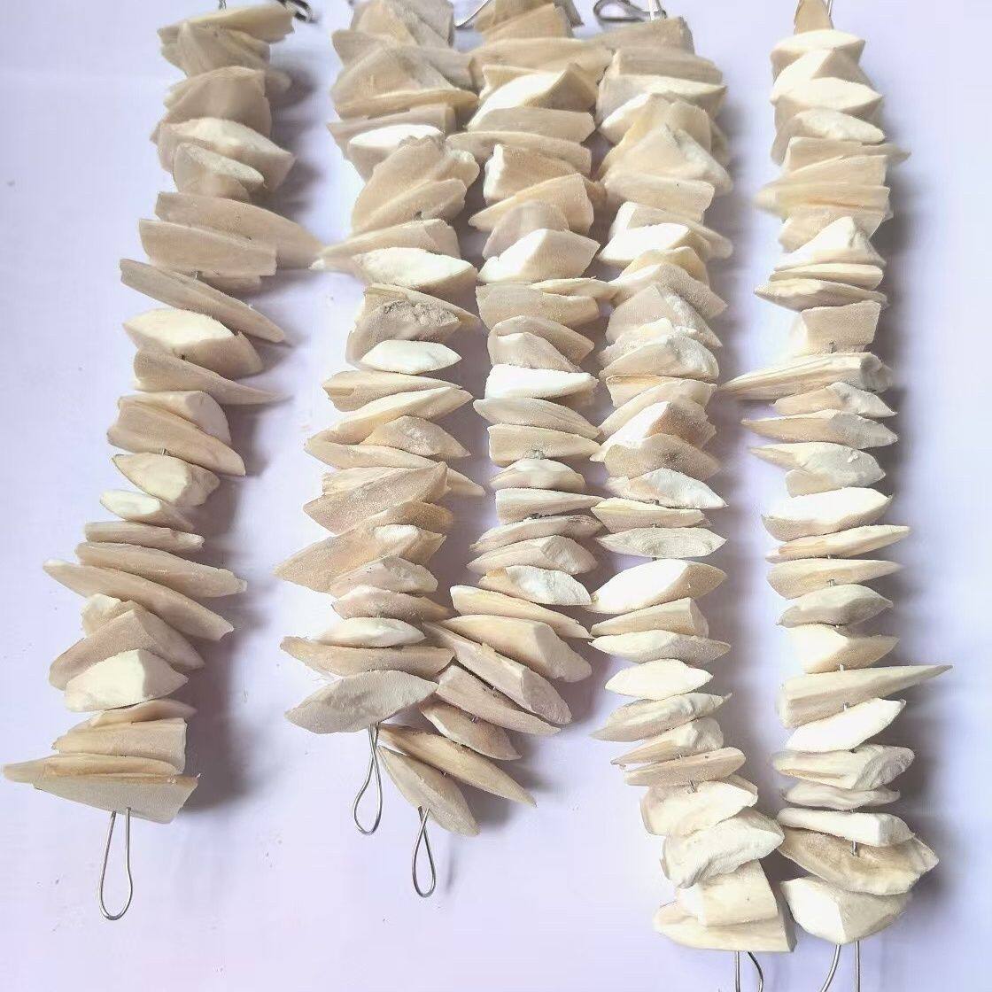鹦鹉牡丹玄凤零食虎皮用品墨鱼用具鸟食磨牙松鼠补钙玩具骨串包邮