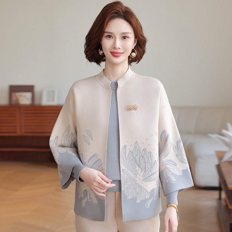 恒源祥2025新款妈妈装春秋短款外套中老年女洋气两件套上衣针织毛,女装/女士精品,中老年女装,淘宝优惠券,粉丝福利购,淘宝优惠卷