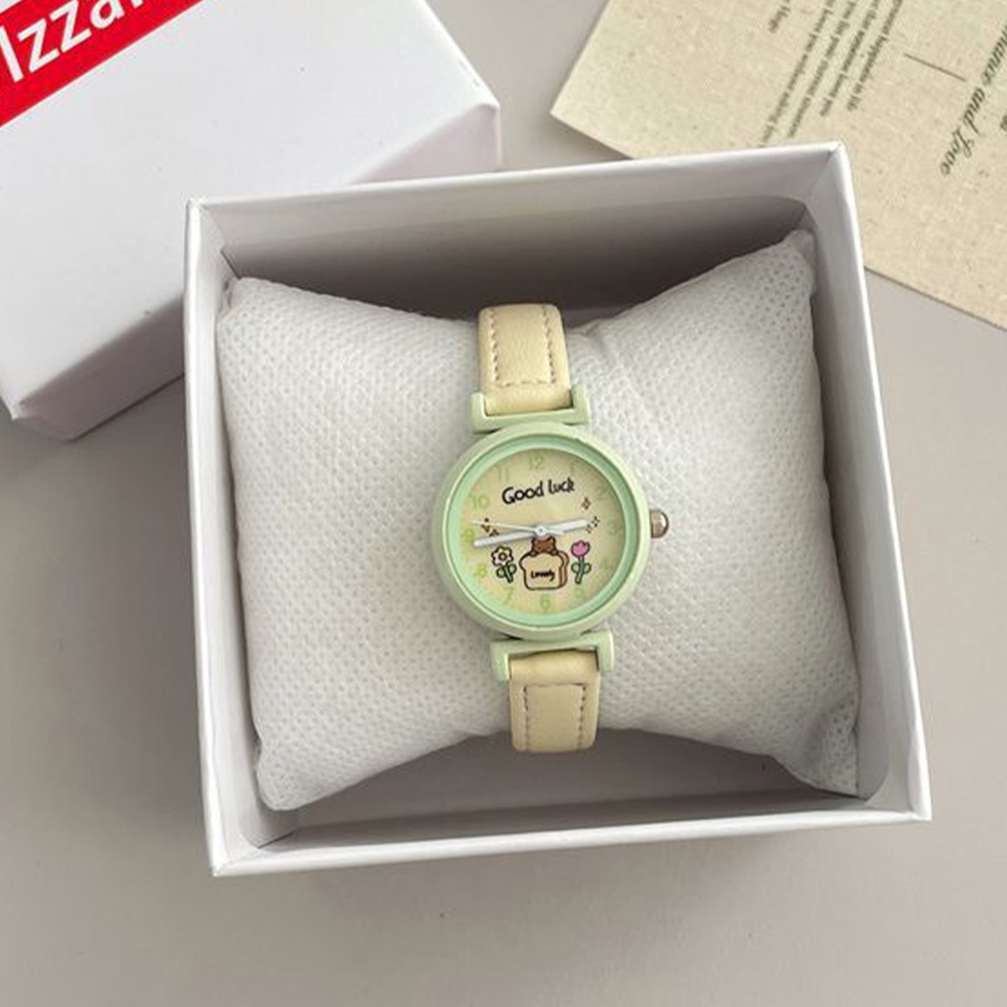 2026年新款小学生初中生手表女款高颜值可爱只看时间指针式石英表