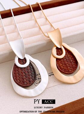 中古风褶皱水滴镂空木片流苏项链复古夸张设计毛衣链时尚气质项饰