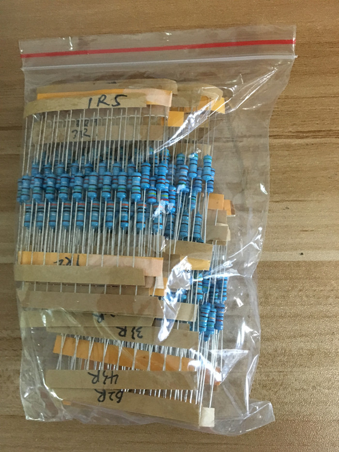 0.5W½ðÊôĤµç×è°ü¾«¶È1%Ôª¼þ°ü ÎåÉ«»·1Å·ÖÁ910Å·30ÖÖ¸÷10Ö»