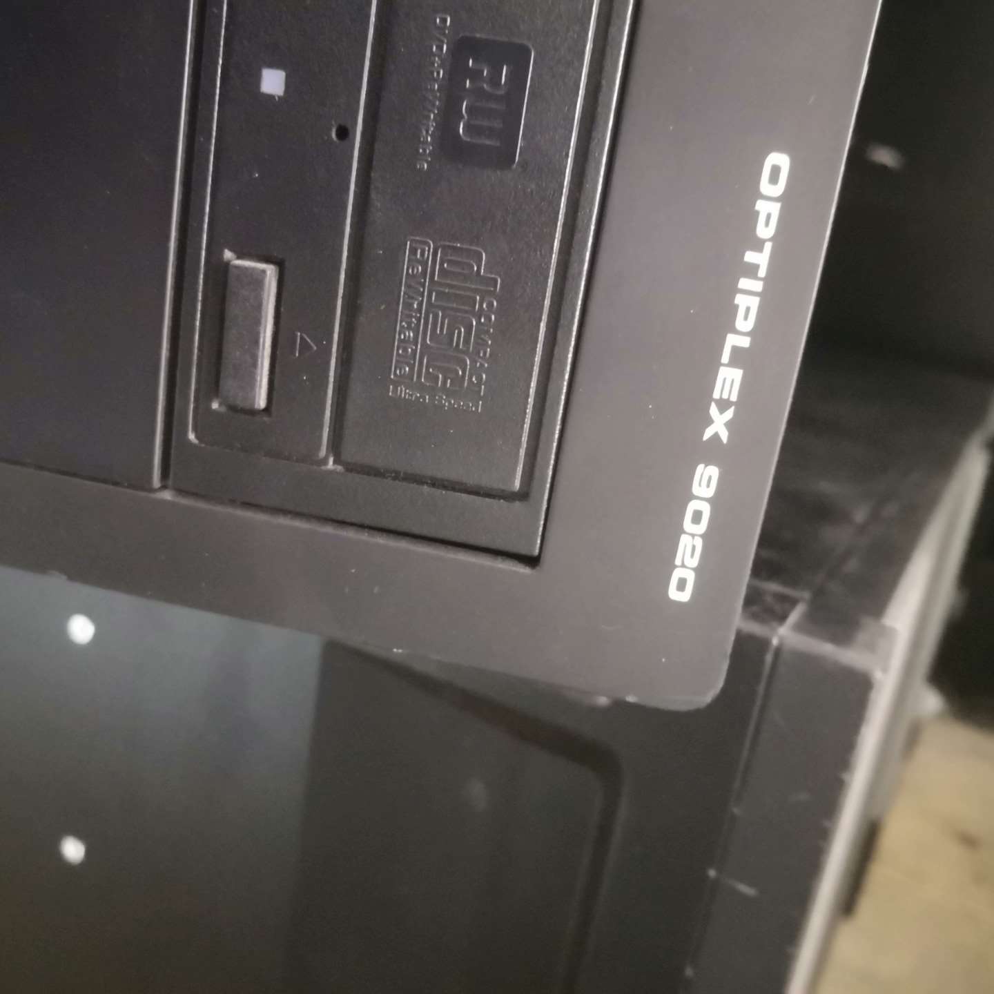 维修OPTIPLEX 39020台式机刻光驱 SAT议价