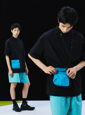 MOUNTAINFEVER SS25 SCOTCHARD速干 可拆斜挎口袋 小高领拉链短袖