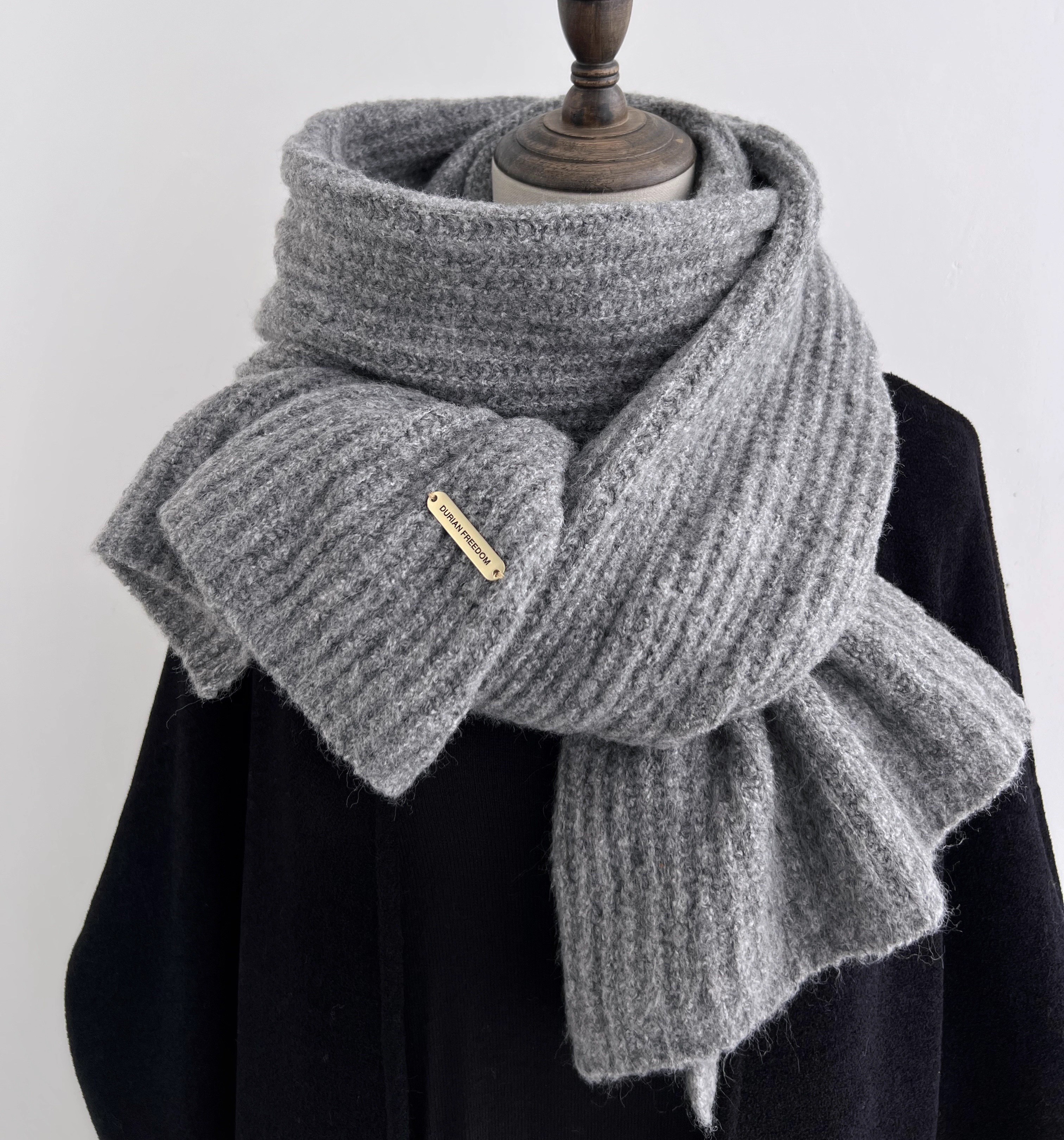 LULU纯色山羊绒围巾百搭保暖情侣