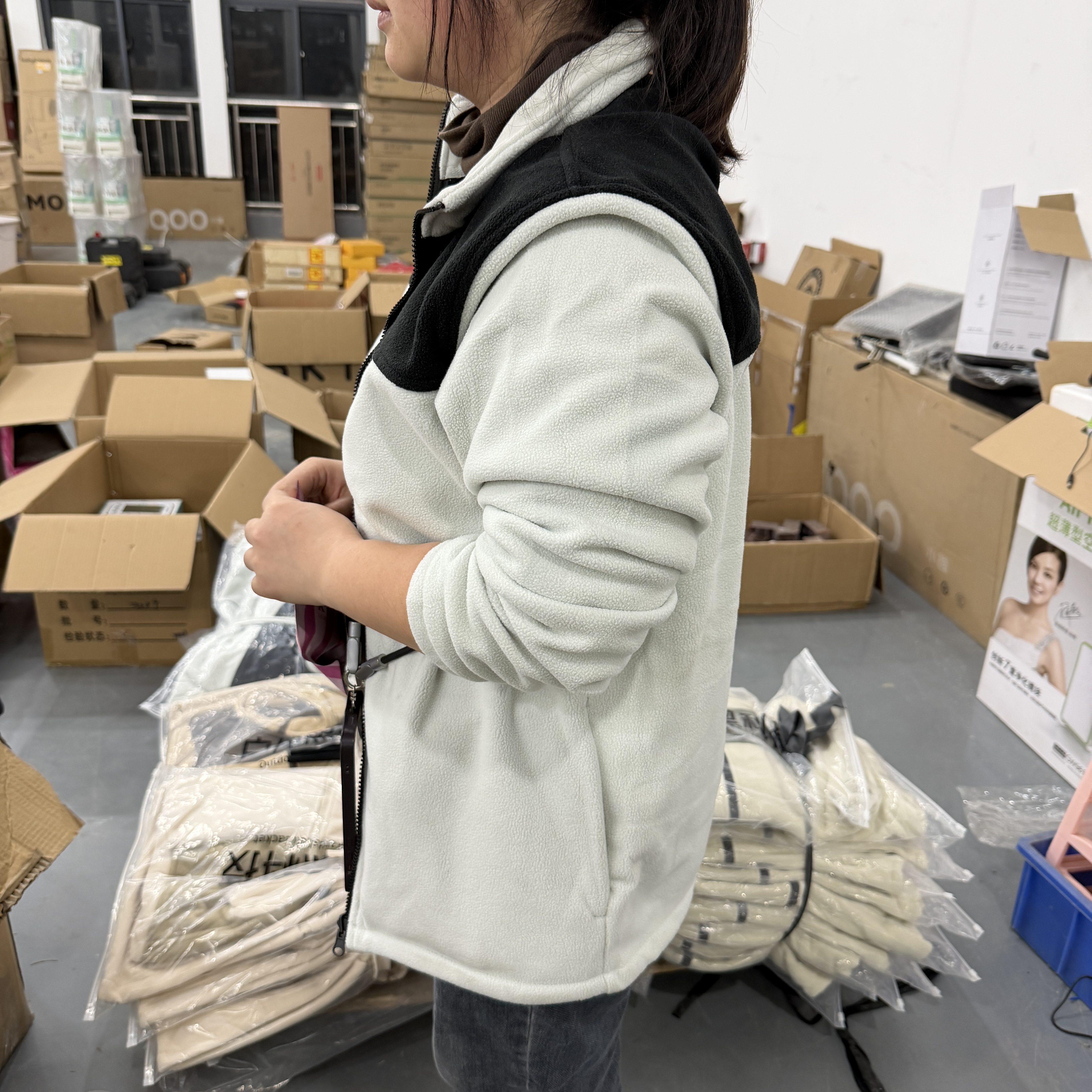 品牌加绒保暖外套