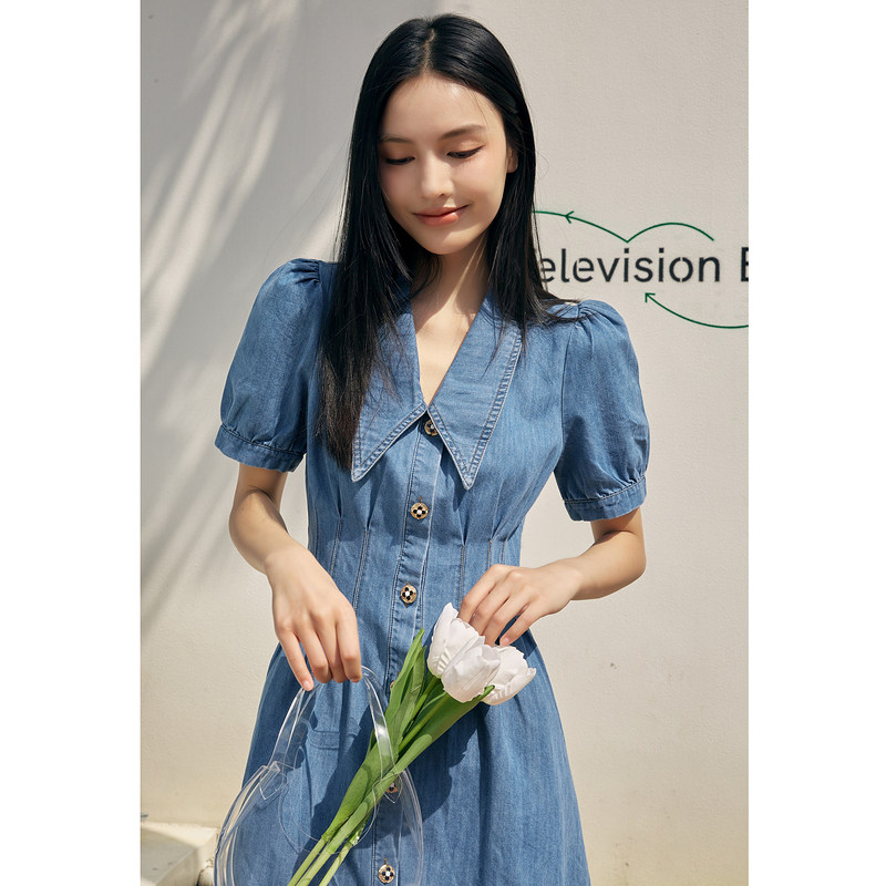 蓝色倾情 夏女装新款  水洗蓝色翻领收腰金属扣牛仔连衣裙