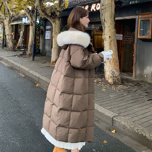 狐狸大毛领长款加厚保暖羽绒服女