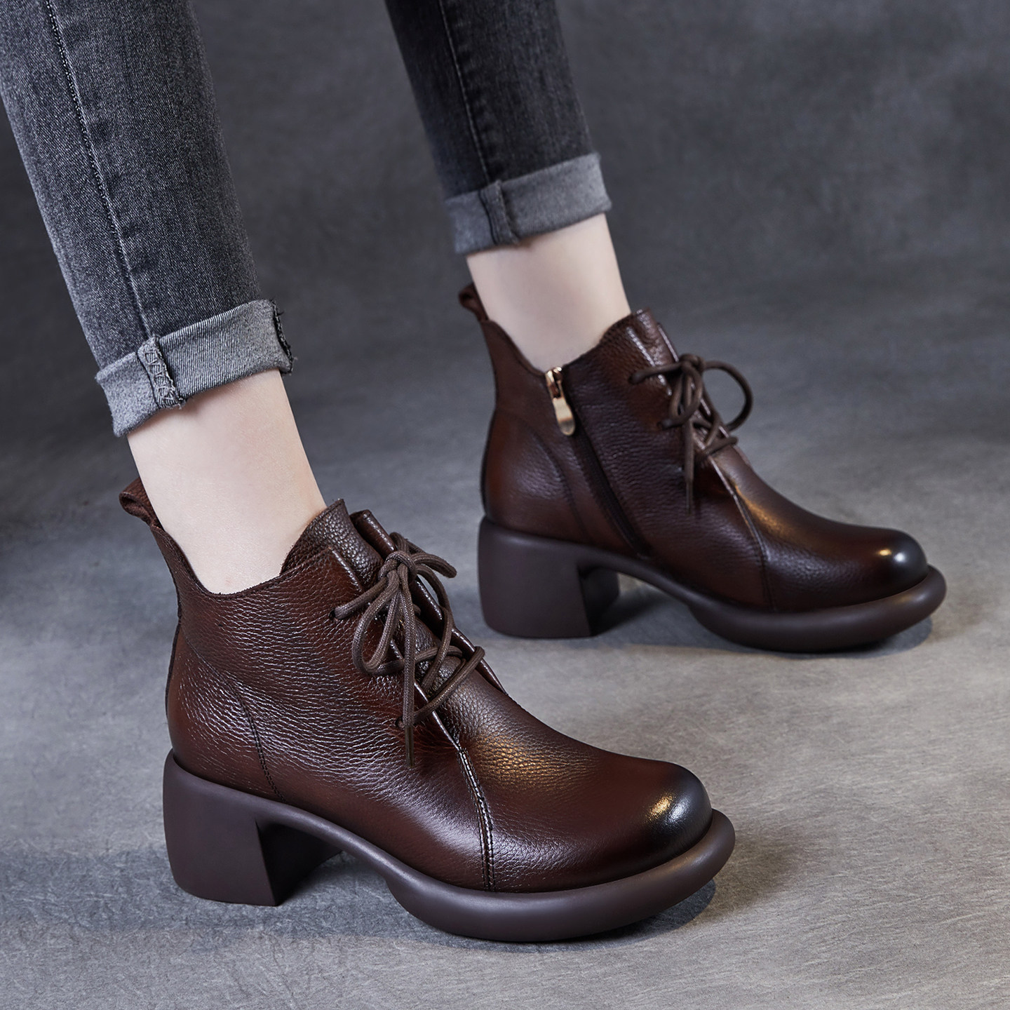 牛皮新款时尚超火粗跟短靴女款加绒真皮2025秋冬女士休闲妈妈皮靴,女鞋,马丁靴,淘宝优惠券,粉丝福利购,淘宝优惠卷