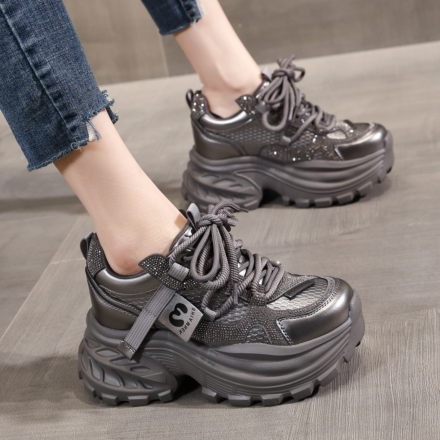 外贸新款时尚厚底内增高老爹鞋女款显瘦2026早春超火女士休闲单鞋,女鞋,老爹鞋,淘宝优惠券,粉丝福利购,淘宝优惠卷