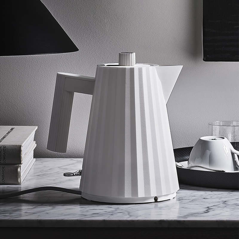 刘孜小红书推荐Alessi电热水壶