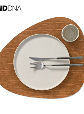 丹麦进口Lind DNA轻奢皮革餐垫餐桌隔热垫杯垫防水防油免洗