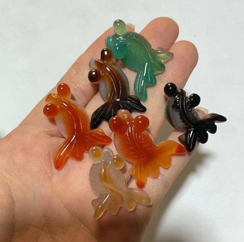 天然玛瑙冰种年年有余玉佩金鱼绿红吊坠钥匙扣鱼跃龙门挂件