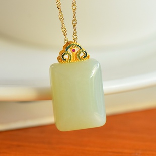 天然和田玉平安无事牌玉项链女款 吊坠925银镶嵌玉石珠宝锁骨链