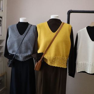 2025秋冬新款韩版内搭打底衫钉珠V领针织马甲两件套5725强明女装