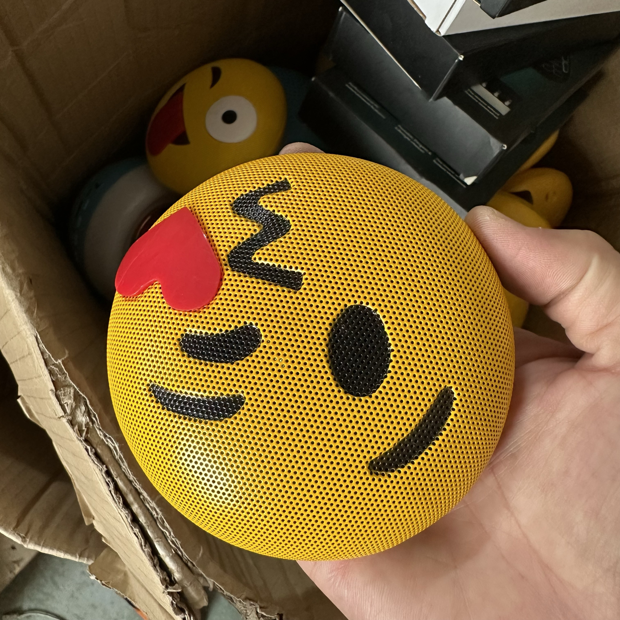 笑脸音箱 不包好坏 diy研究